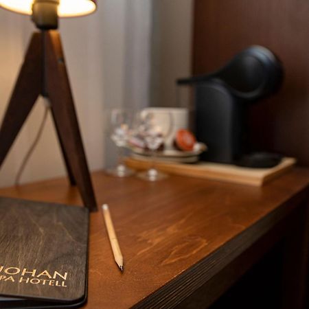 Johan Design & Spa Hotel Курессааре Экстерьер фото