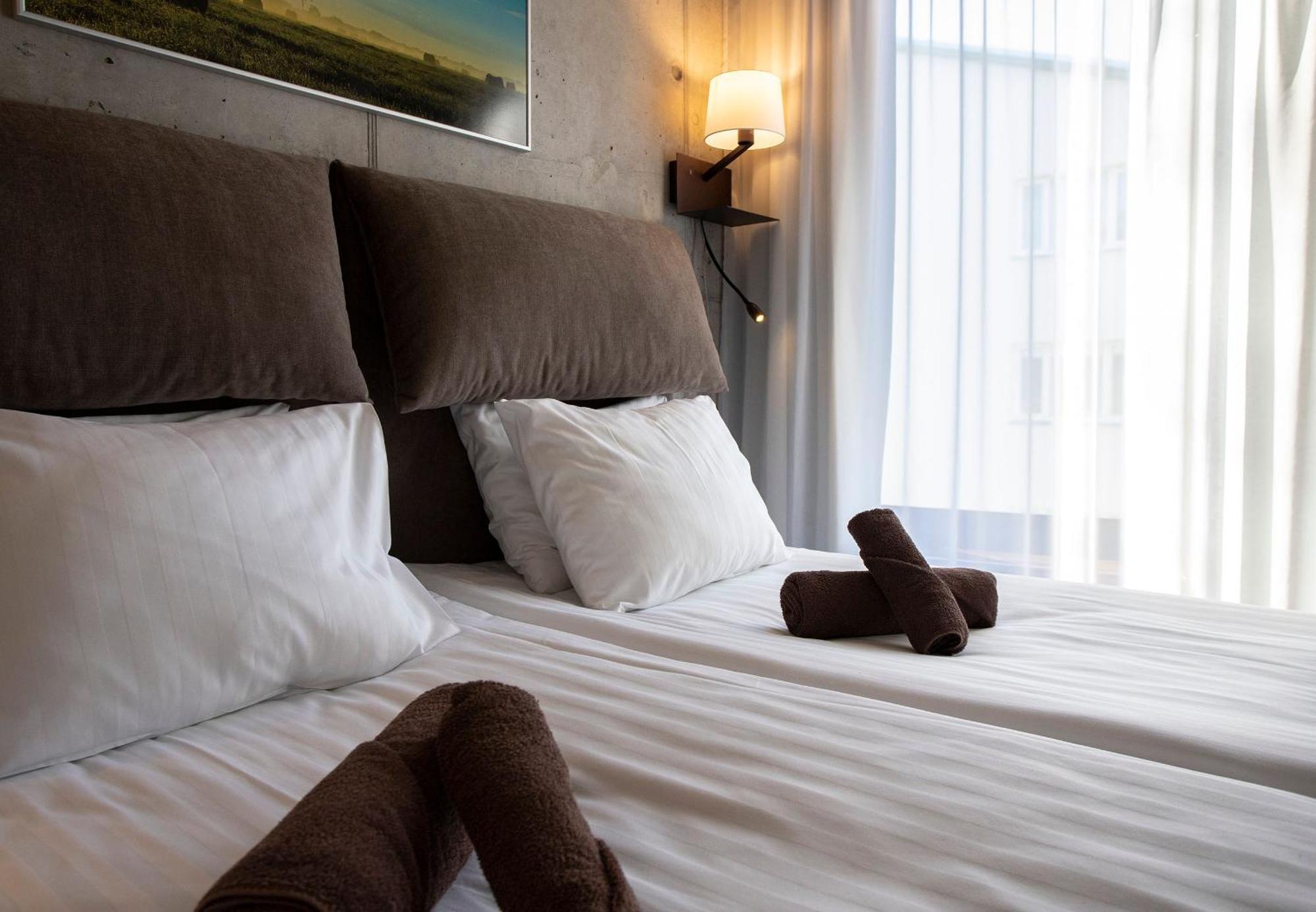 Johan Design & Spa Hotel Курессааре Экстерьер фото