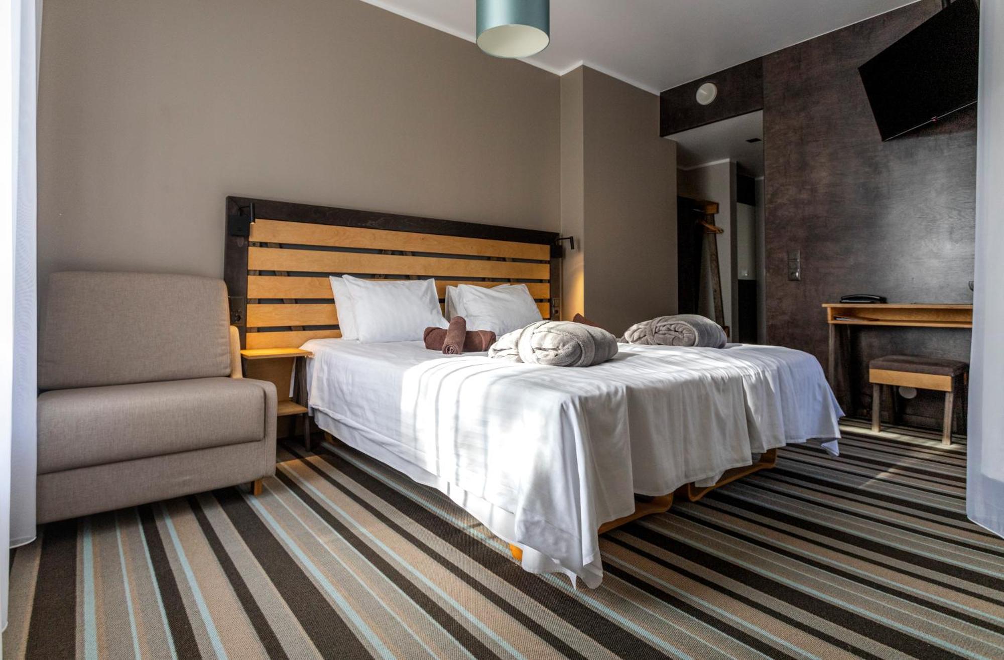 Johan Design & Spa Hotel Курессааре Экстерьер фото